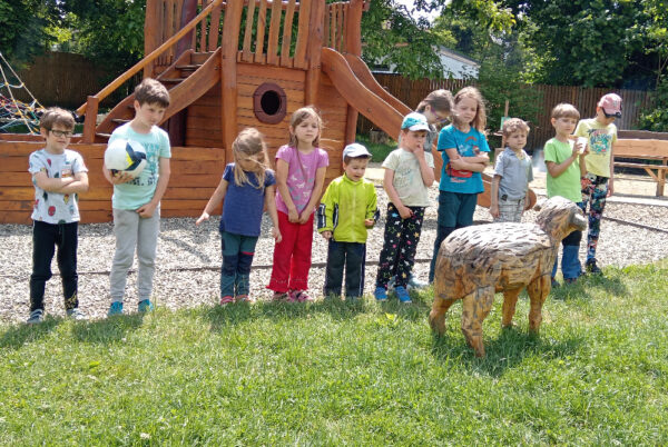 <a href='https://www.boscoostrava.cz/rodiny-prvokomunikantu-v-hermanicich/' title='Rodiny prvokomunikantů v Heřmanicích'>Rodiny prvokomunikantů v Heřmanicích</a>